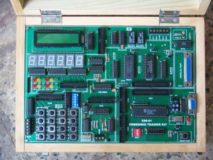 EMBEDDED TRAINER KIT FOR 51 FAMILY Model E89-01