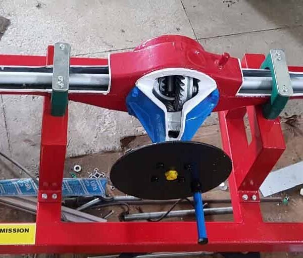 Rear Wheel Axle with Differential Model AM 555