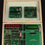 UNIVERSAL EMBEDDED TRAINER KIT Model E89-03